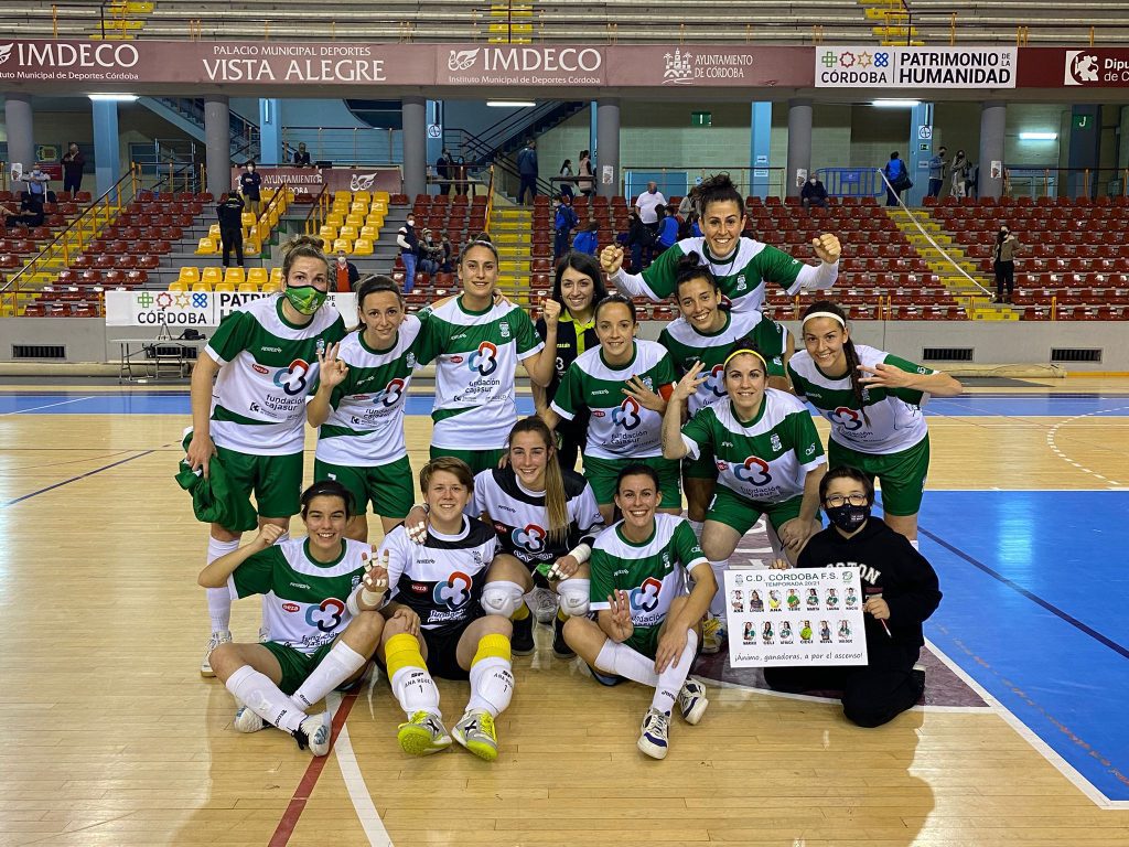 CRÓNICA | El Deportivo Córdoba se aúpa al liderato tras imponerse al filial del Torreblanca (2-1)